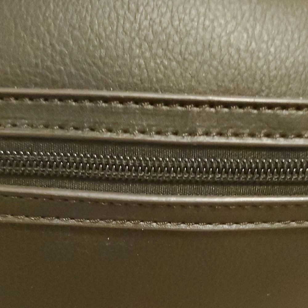 a.n.a. Black Belt Bag - Picture 5 of 6
